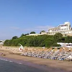 Cosy Sea View With Terrace 2 Min From Lazur 아파트 부르가스