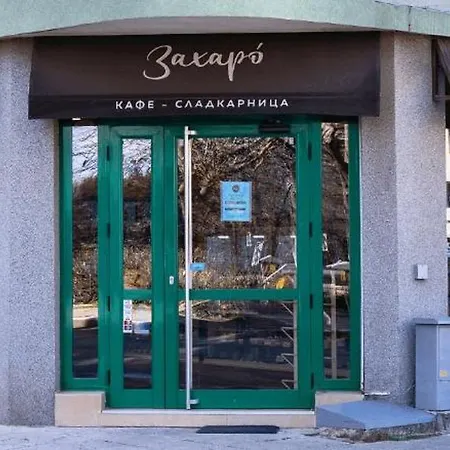 Lejlighed Cosy Near The With Terrace & Sea View