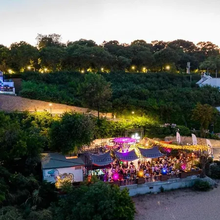 Lägenhet Cosy Near The With Terrace & Sea View