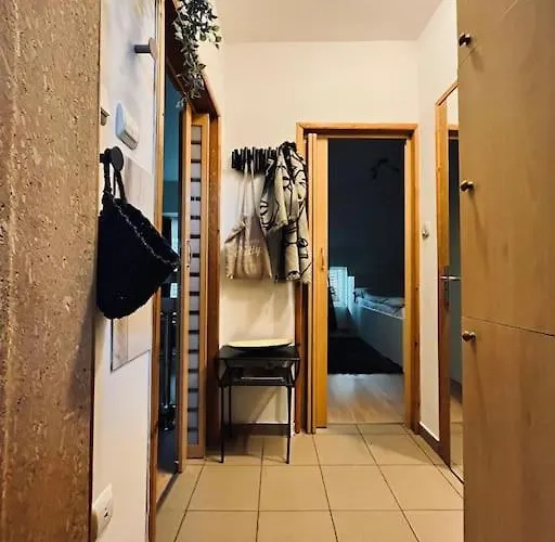 아파트 Cosy Sea View With Terrace 2 Min From Lazur *